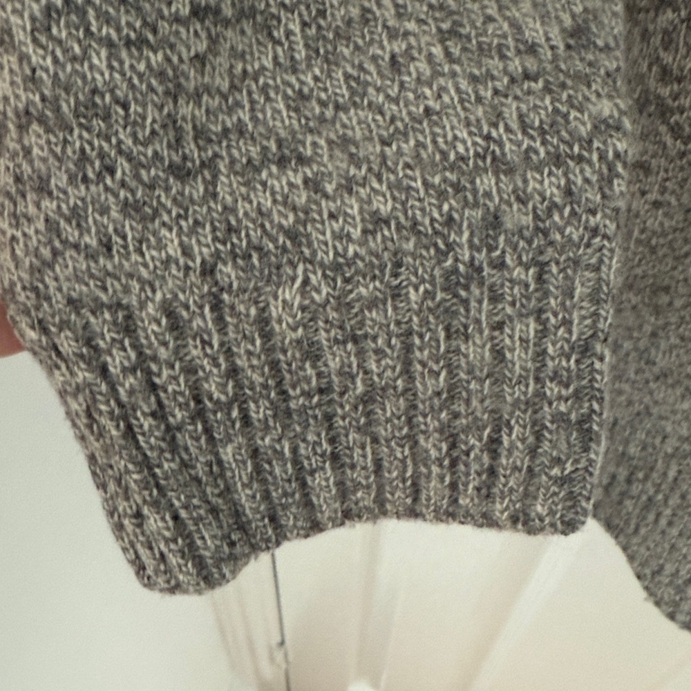Men's Gray Lambswool Sweater L - Picture 4 of 8